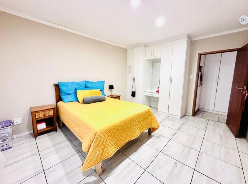 2 Bedroom Property for Sale in Heiderand Western Cape